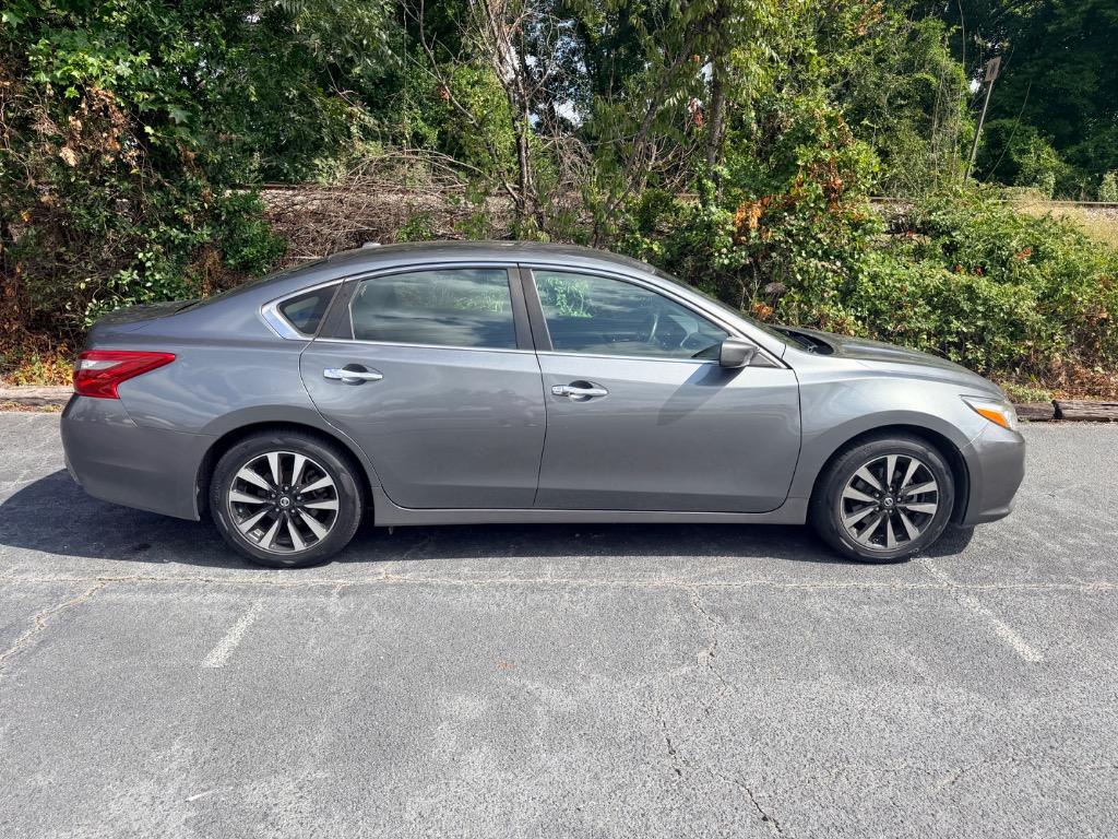 2018 Nissan Altima - $11,950