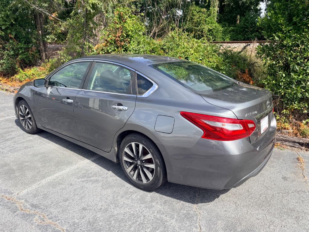 2018 Nissan Altima - $11,950