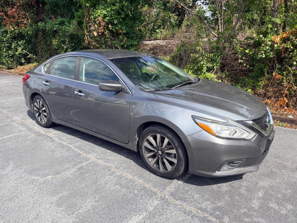2018 Nissan Altima - $11,950