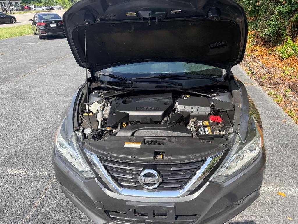 2018 Nissan Altima - $11,950