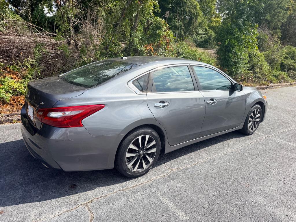 2018 Nissan Altima - $11,950