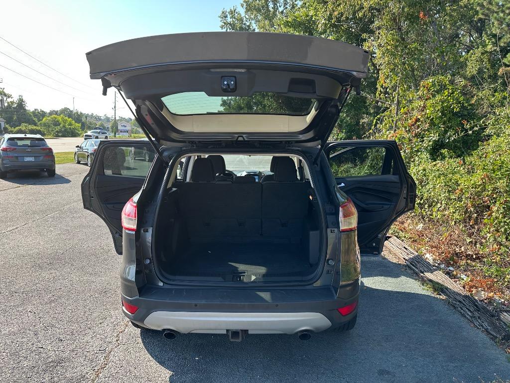 2016 Ford Escape - $9,950
