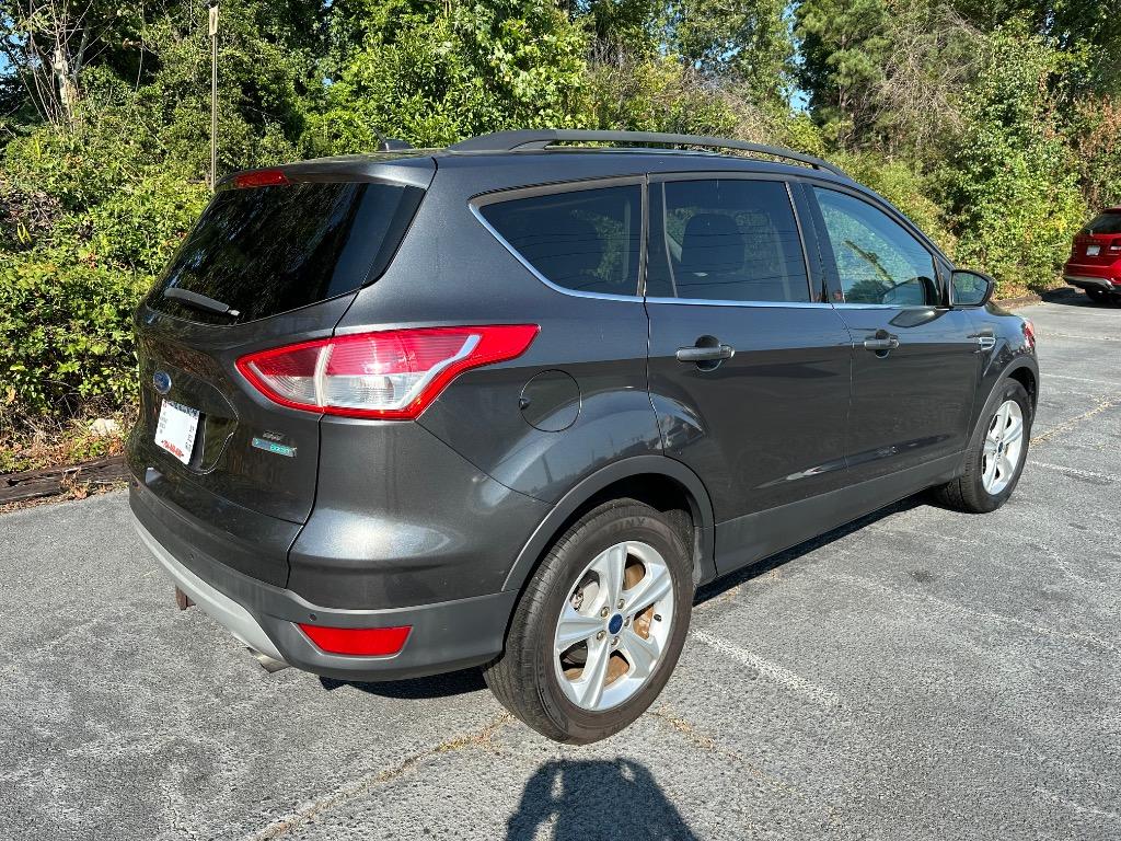2016 Ford Escape - $9,950