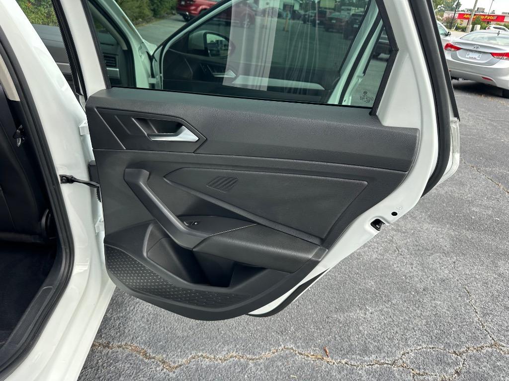 2021 Volkswagen Jetta - $13,950