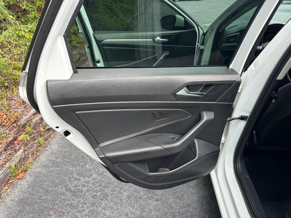 2021 Volkswagen Jetta - $13,950