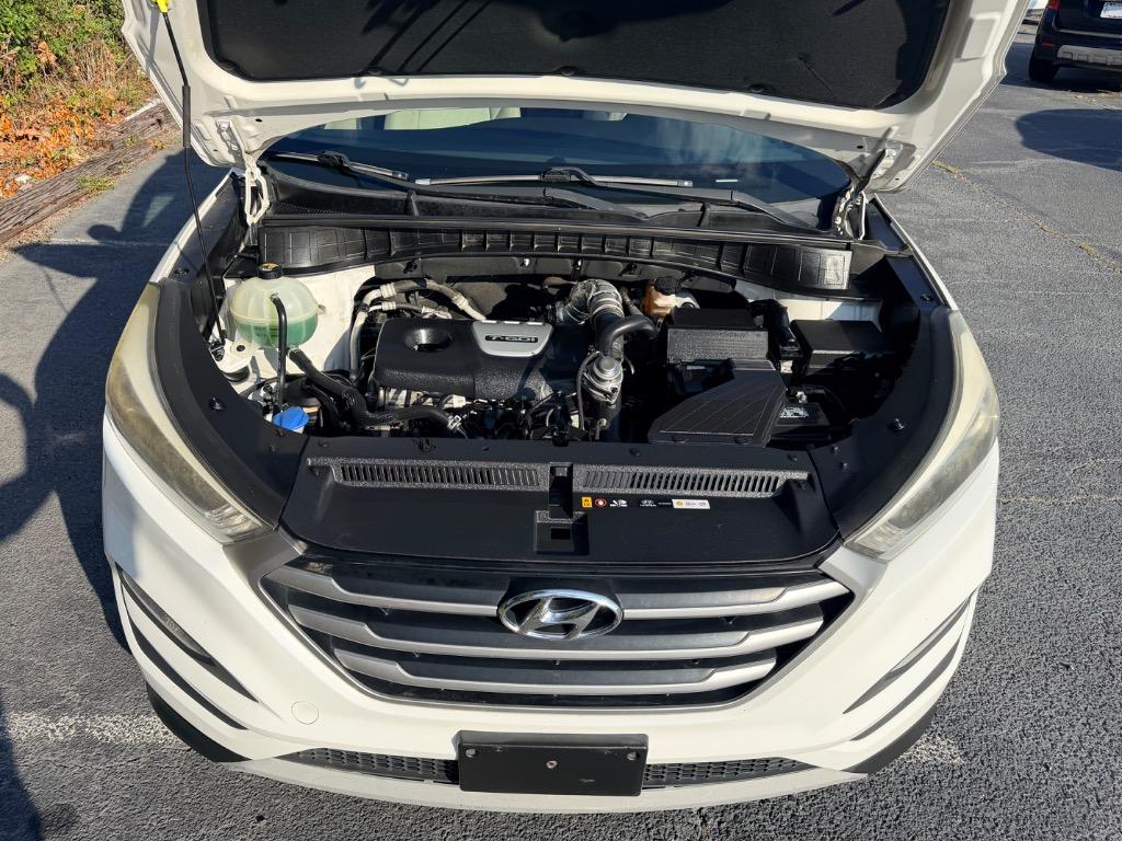 2017 Hyundai Tucson - $11,950