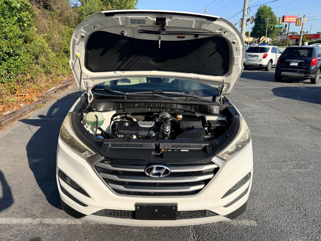 2017 Hyundai Tucson - $11,950