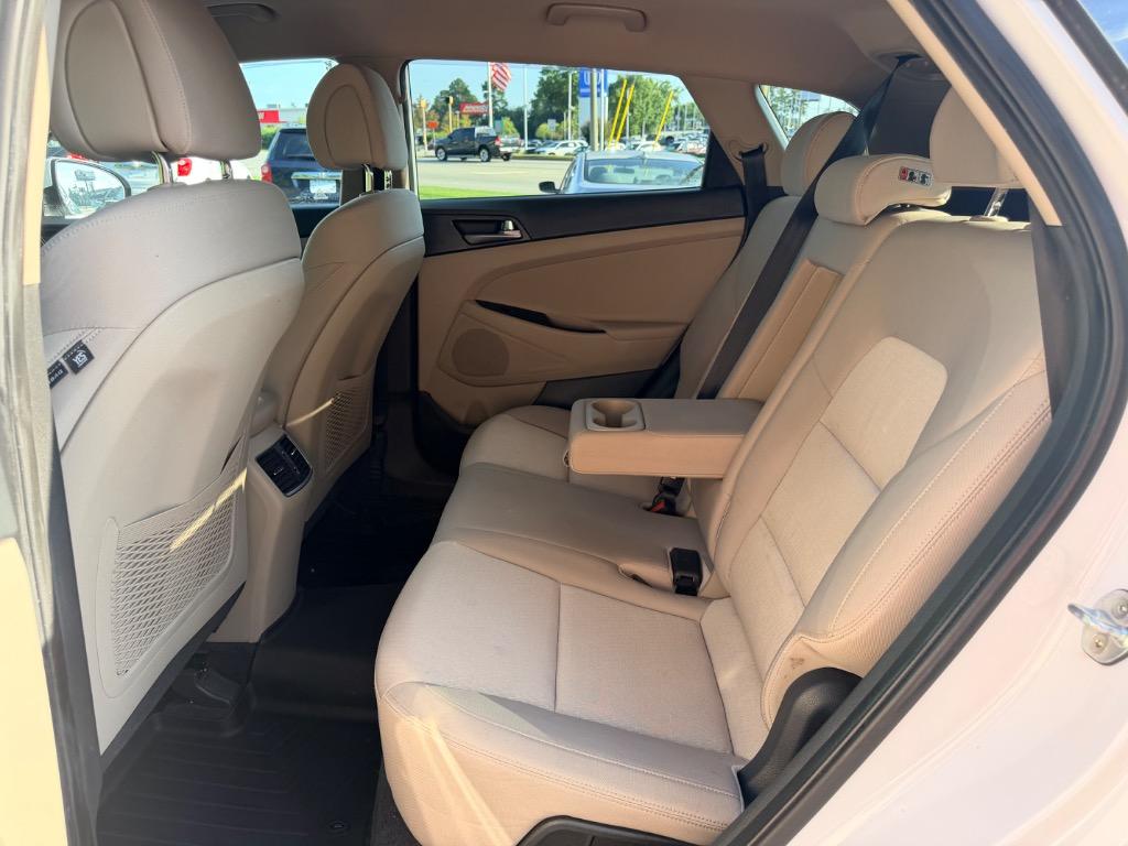 2017 Hyundai Tucson - $11,950