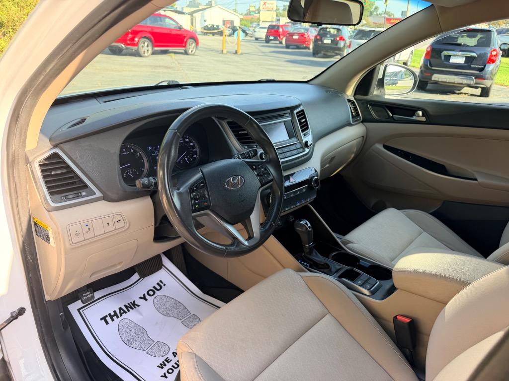 2017 Hyundai Tucson - $11,950