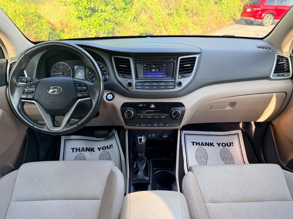 2017 Hyundai Tucson - $11,950