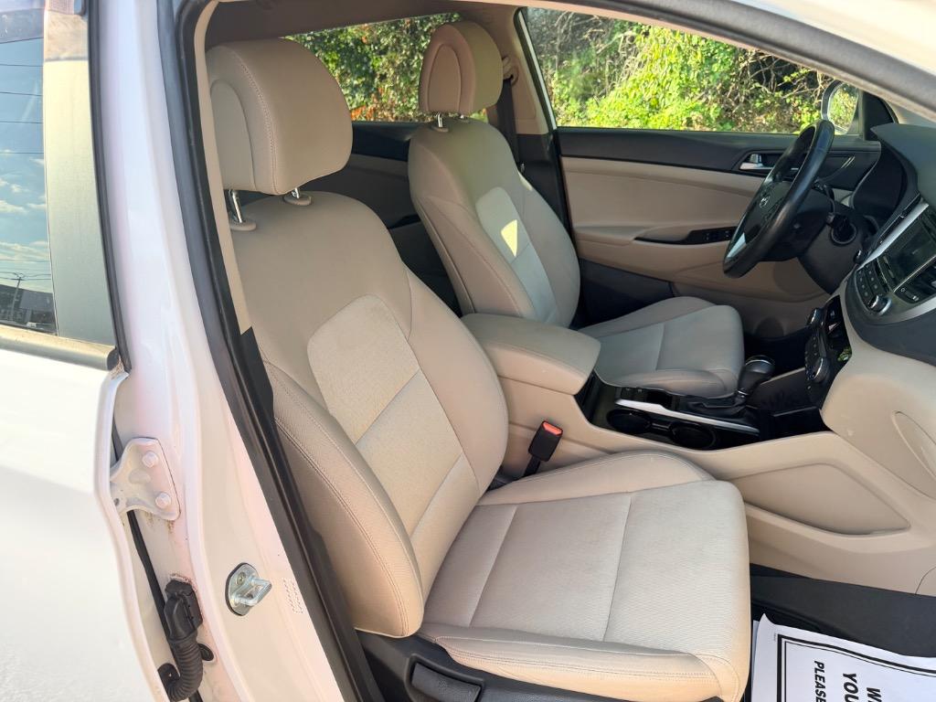 2017 Hyundai Tucson - $11,950