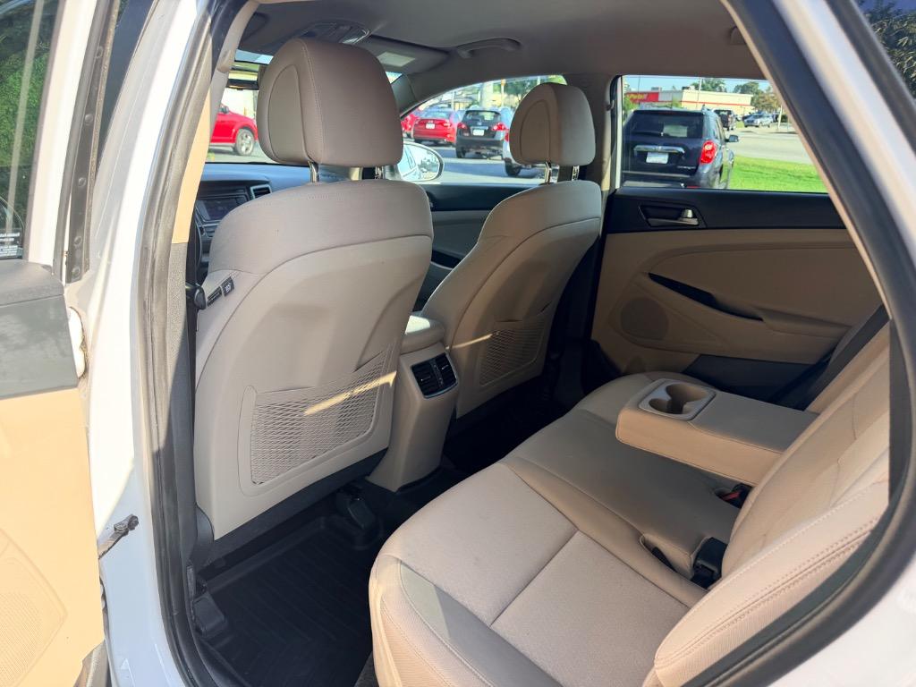 2017 Hyundai Tucson - $11,950