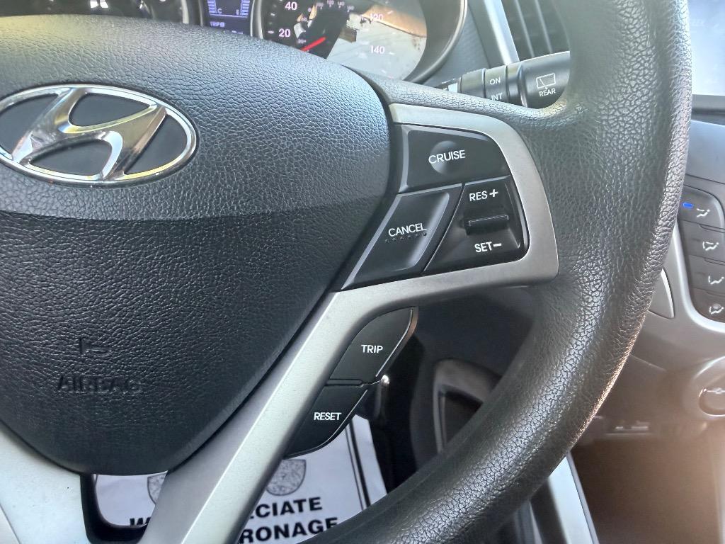 2014 Hyundai Veloster - $6,950