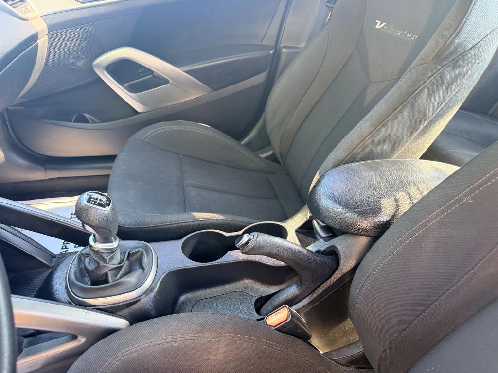 2014 Hyundai Veloster - $6,950