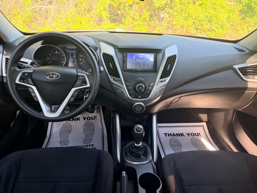 2014 Hyundai Veloster - $6,950