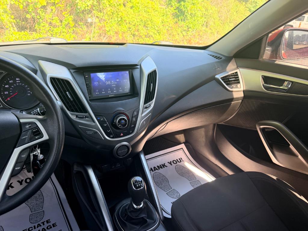 2014 Hyundai Veloster - $6,950