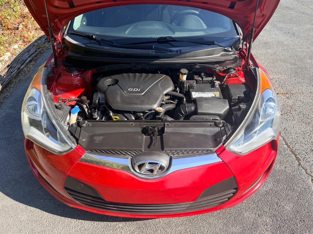 2014 Hyundai Veloster - $6,950