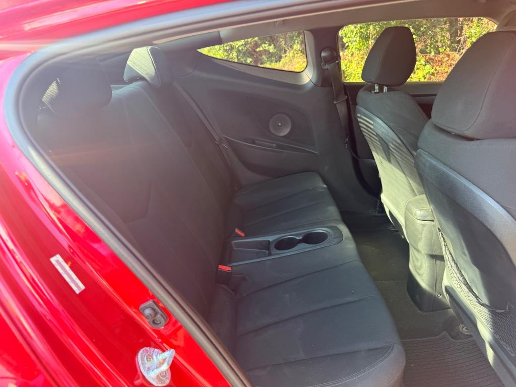 2014 Hyundai Veloster - $6,950