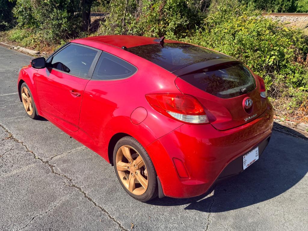 2014 Hyundai Veloster - $6,950