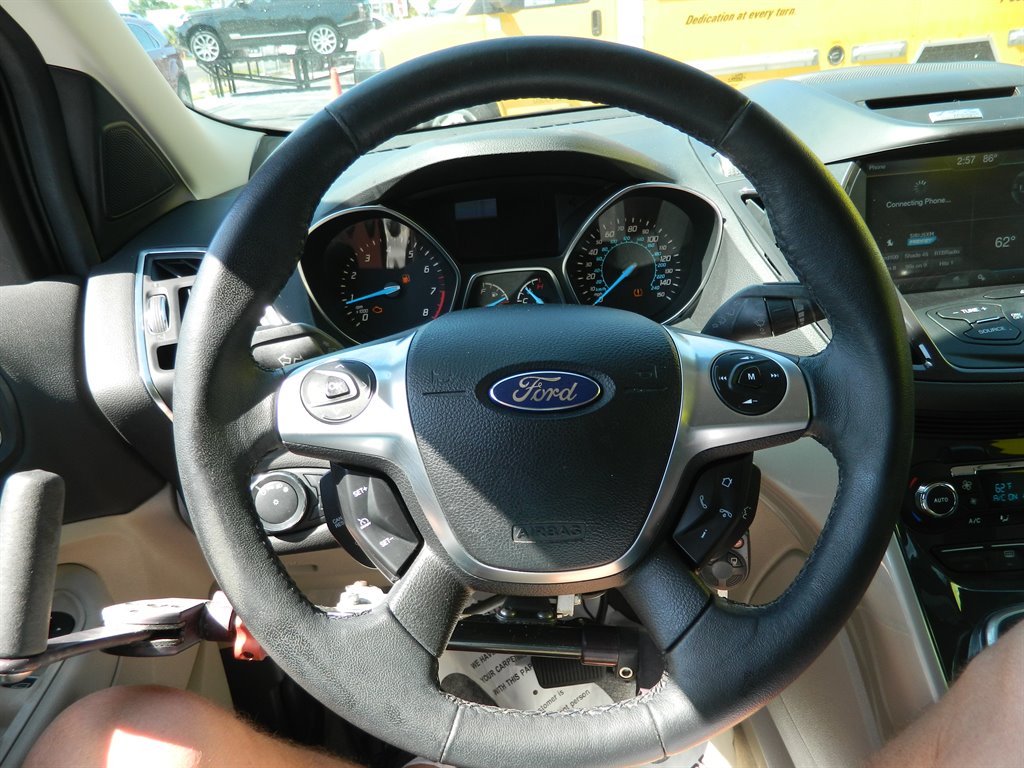 2013 Ford Escape SEL photo
