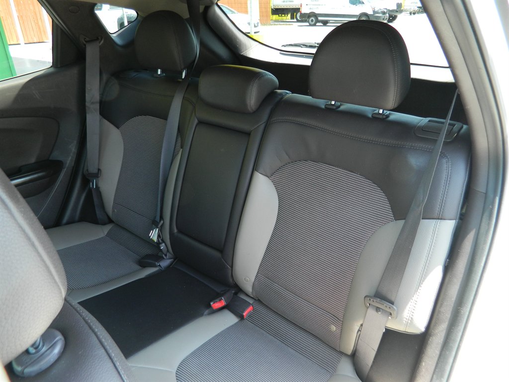 2013 Hyundai Tucson GLS photo