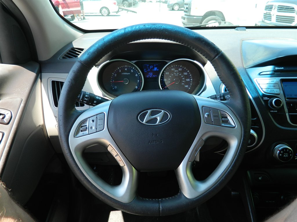 2013 Hyundai Tucson GLS photo