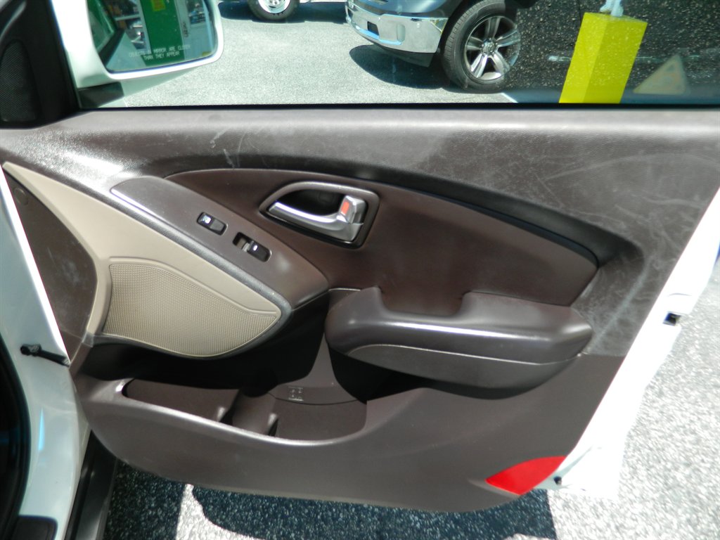 2013 Hyundai Tucson GLS photo