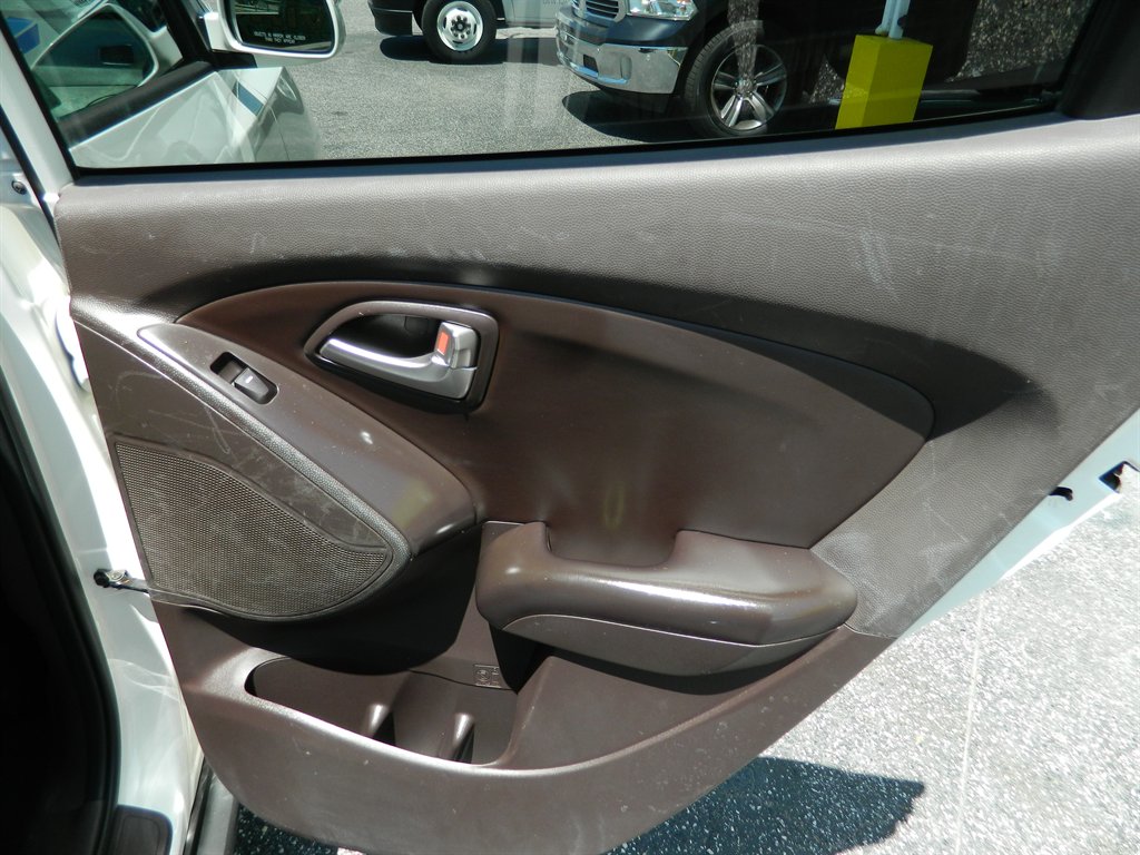 2013 Hyundai Tucson GLS photo