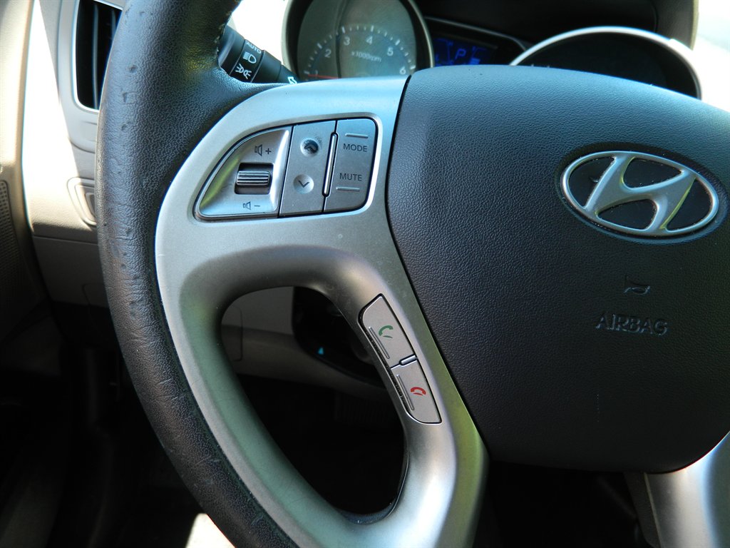 2013 Hyundai Tucson GLS photo