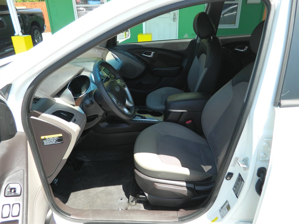 2013 Hyundai Tucson GLS photo