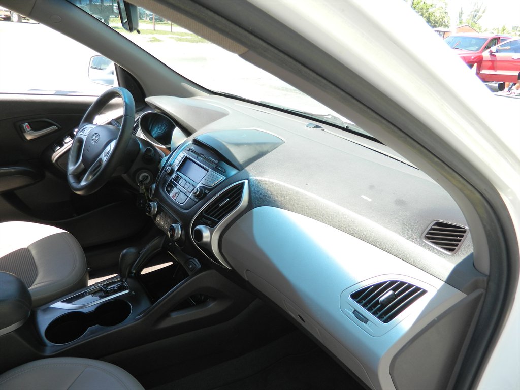 2013 Hyundai Tucson GLS photo