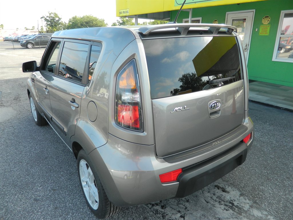 2011 Kia Soul ! photo