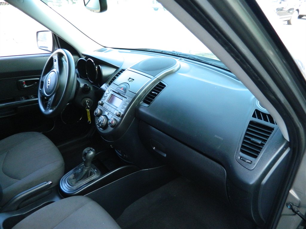 2011 Kia Soul ! photo