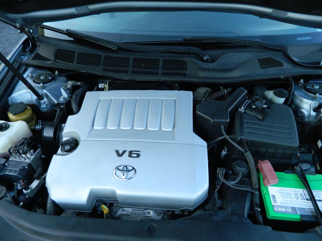 2010 Toyota Avalon XLS photo
