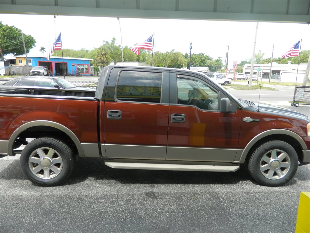 2005 Ford F-150 - $10,988