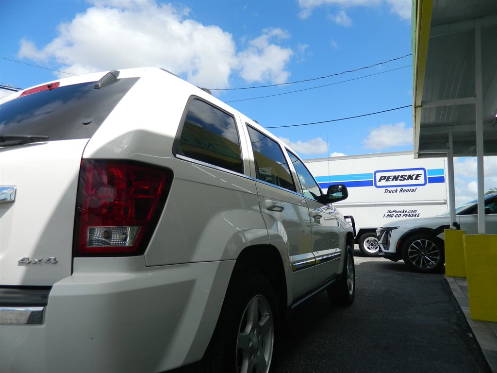 2005 Jeep Cherokee - $7,988