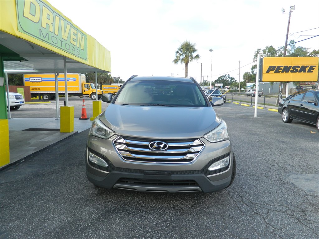 2014 Hyundai Santa Fe Sport - $11,488