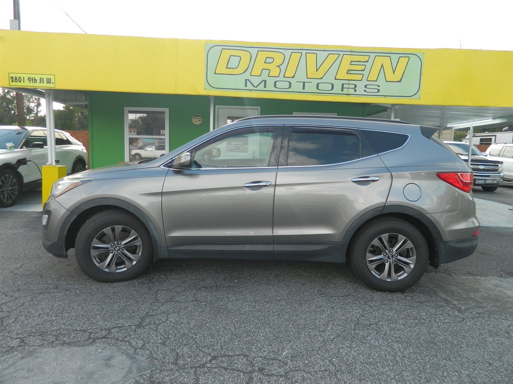 2014 Hyundai Santa Fe Sport - $11,488