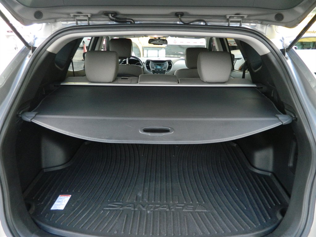 2014 Hyundai Santa Fe Sport - $11,488