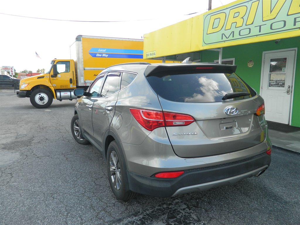 2014 Hyundai Santa Fe Sport - $11,488