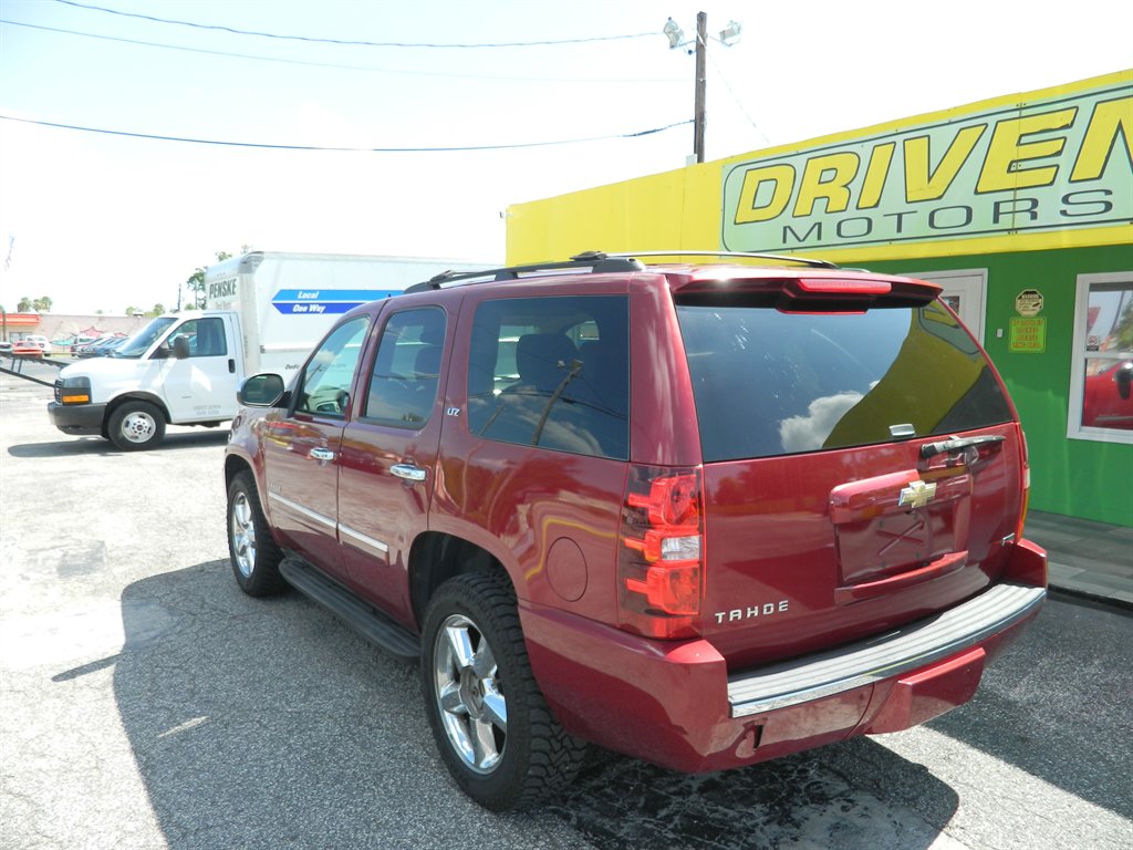2011 Chevrolet Tahoe - $20,488