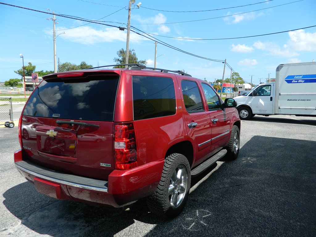 2011 Chevrolet Tahoe - $20,488