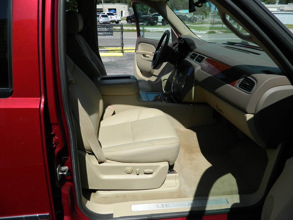 2011 Chevrolet Tahoe - $20,488