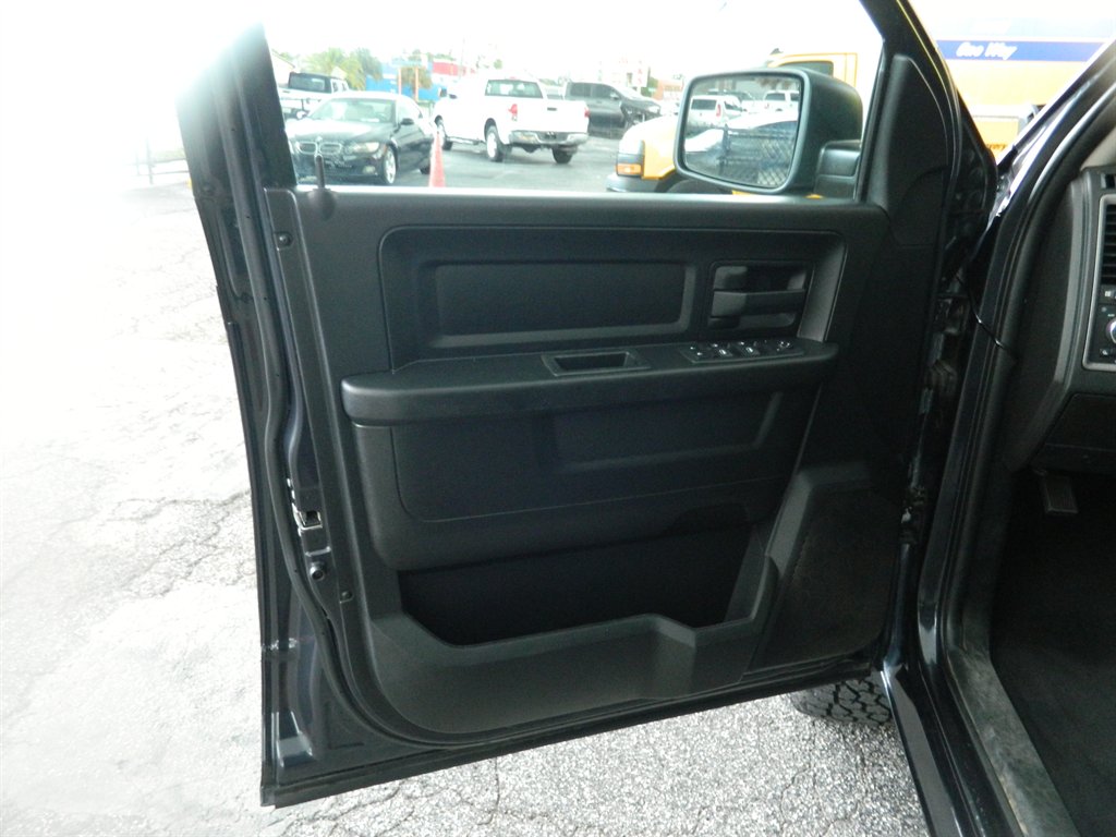 2020 Ram 1500 - $19,988