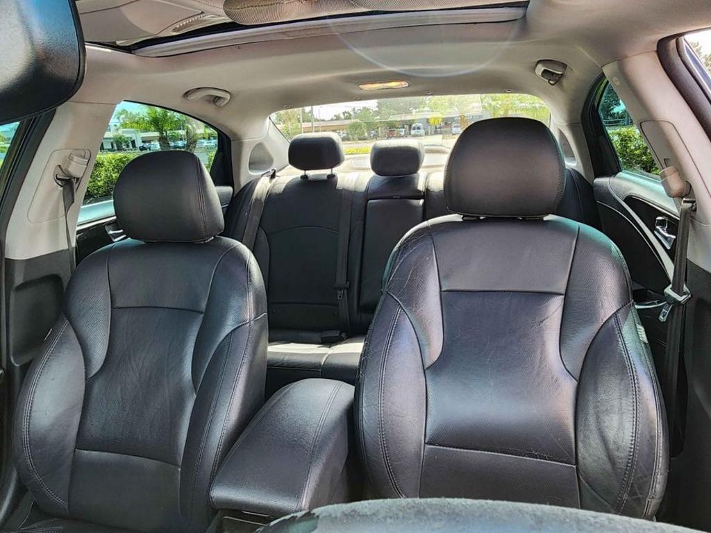 2011 Hyundai Sonata Limited photo