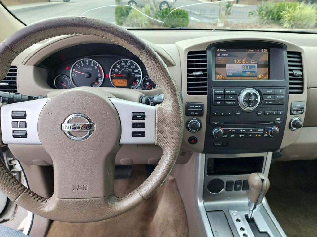 2011 Nissan Pathfinder S photo