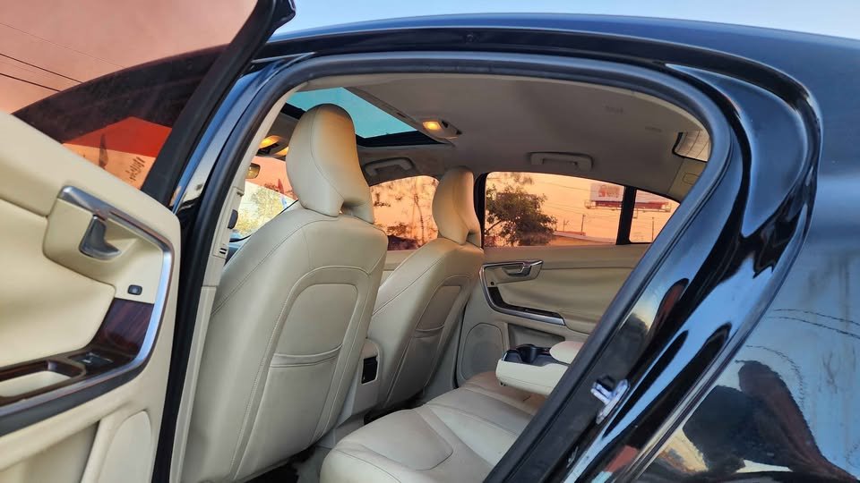 2015 Volvo S60 T5 Premier - 2015.5 photo