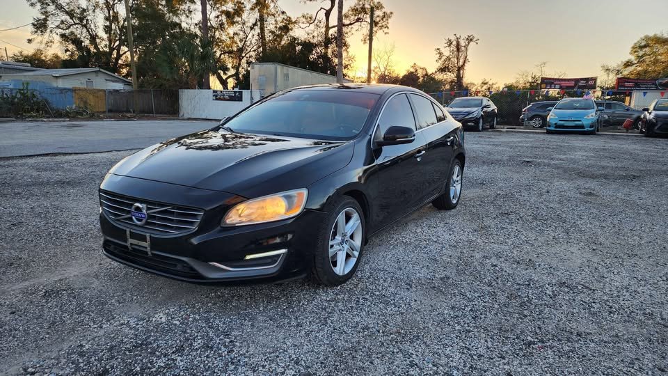 2015 Volvo S60 T5 Premier - 2015.5 photo