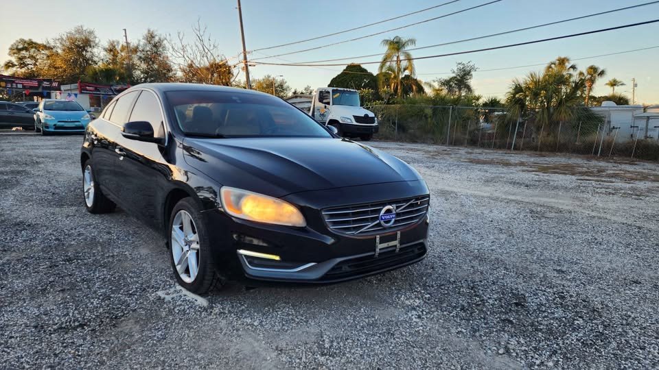 2015 Volvo S60 T5 Premier - 2015.5 photo