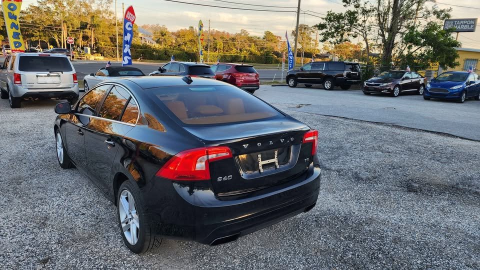 2015 Volvo S60 T5 Premier - 2015.5 photo